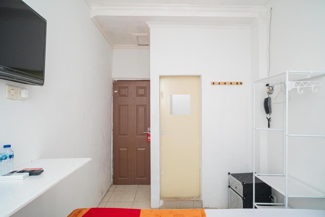 RedDoorz @ Aralia Harapan Indah Hotel Pulokendal Bagian luar foto