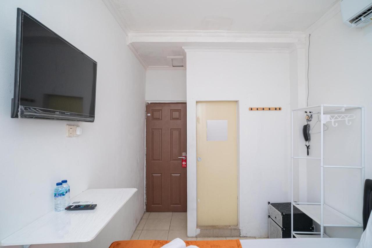 RedDoorz @ Aralia Harapan Indah Hotel Pulokendal Bagian luar foto