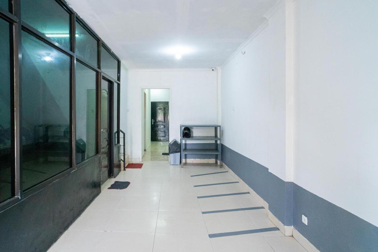 RedDoorz @ Aralia Harapan Indah Hotel Pulokendal Bagian luar foto